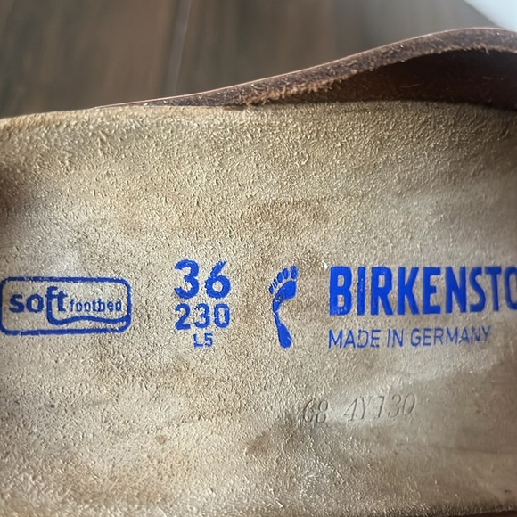 NWT BIRKENSTOCK Arizona Soft Footbed Metallic Sandals - Picture 9 of 10